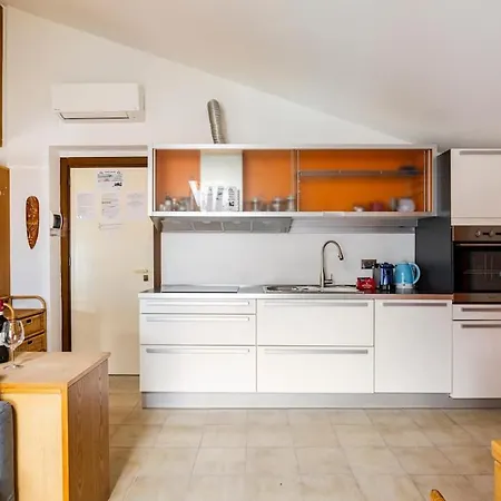 Apartment Attic In Lina